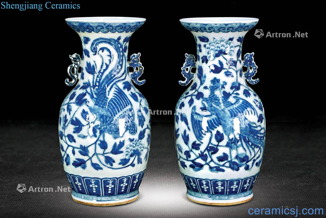 With the clear blue and white peony phoenix grain pea green glaze (a)