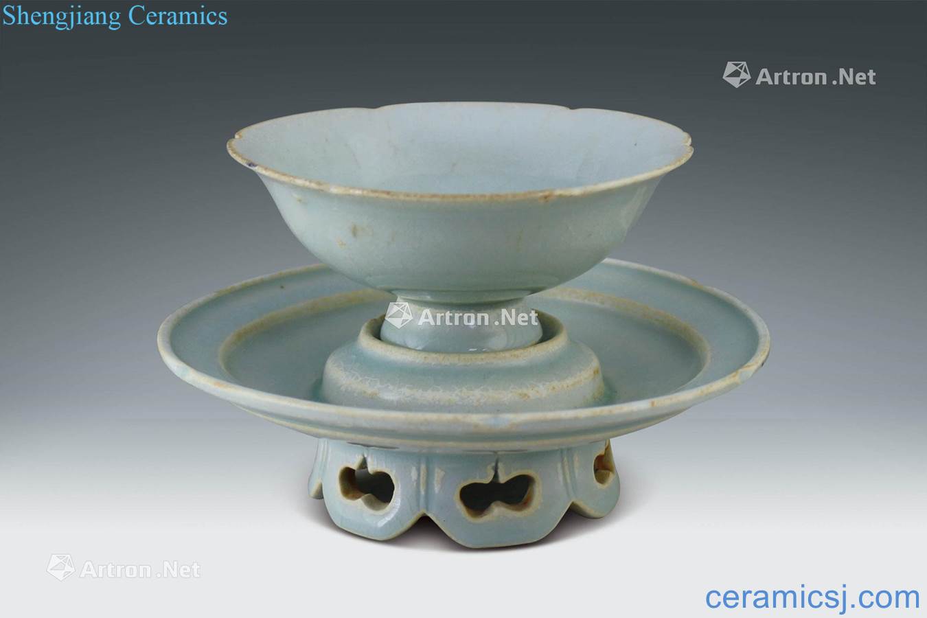 Song and yuan Shadow blue glaze tea light holder