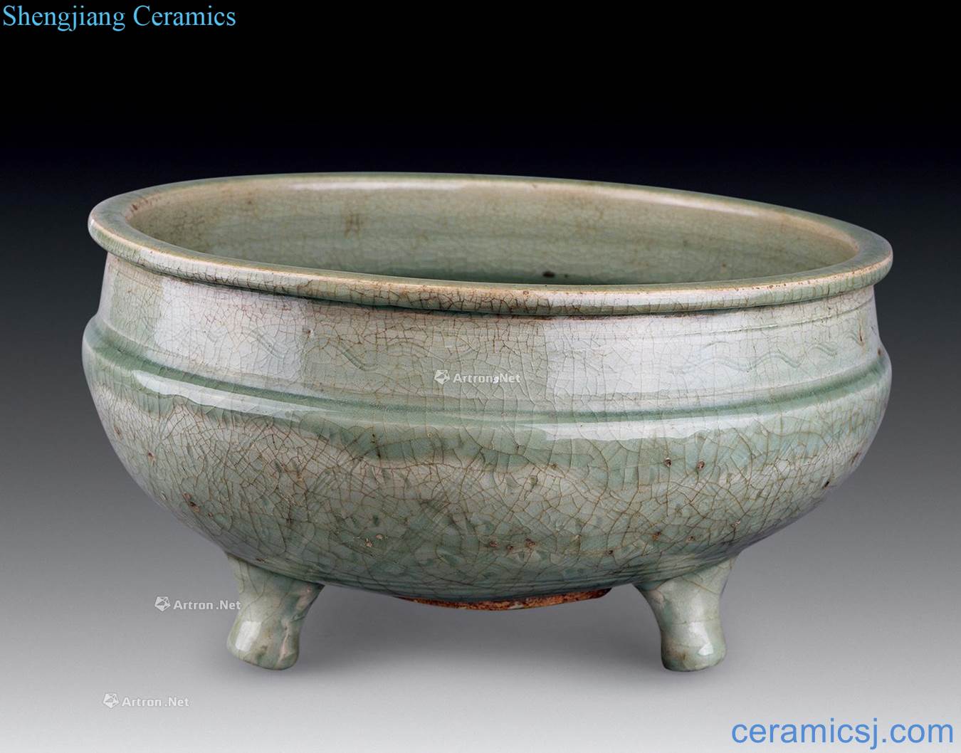 Ming Longquan hand-cut censer