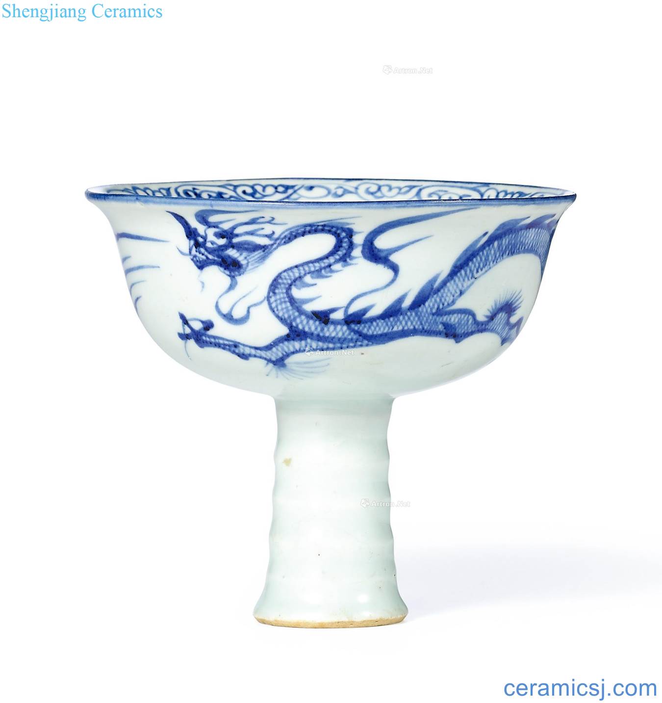 yuan Blue and white outside by the pearl dragon flying in shadow YunLongWen footed cup