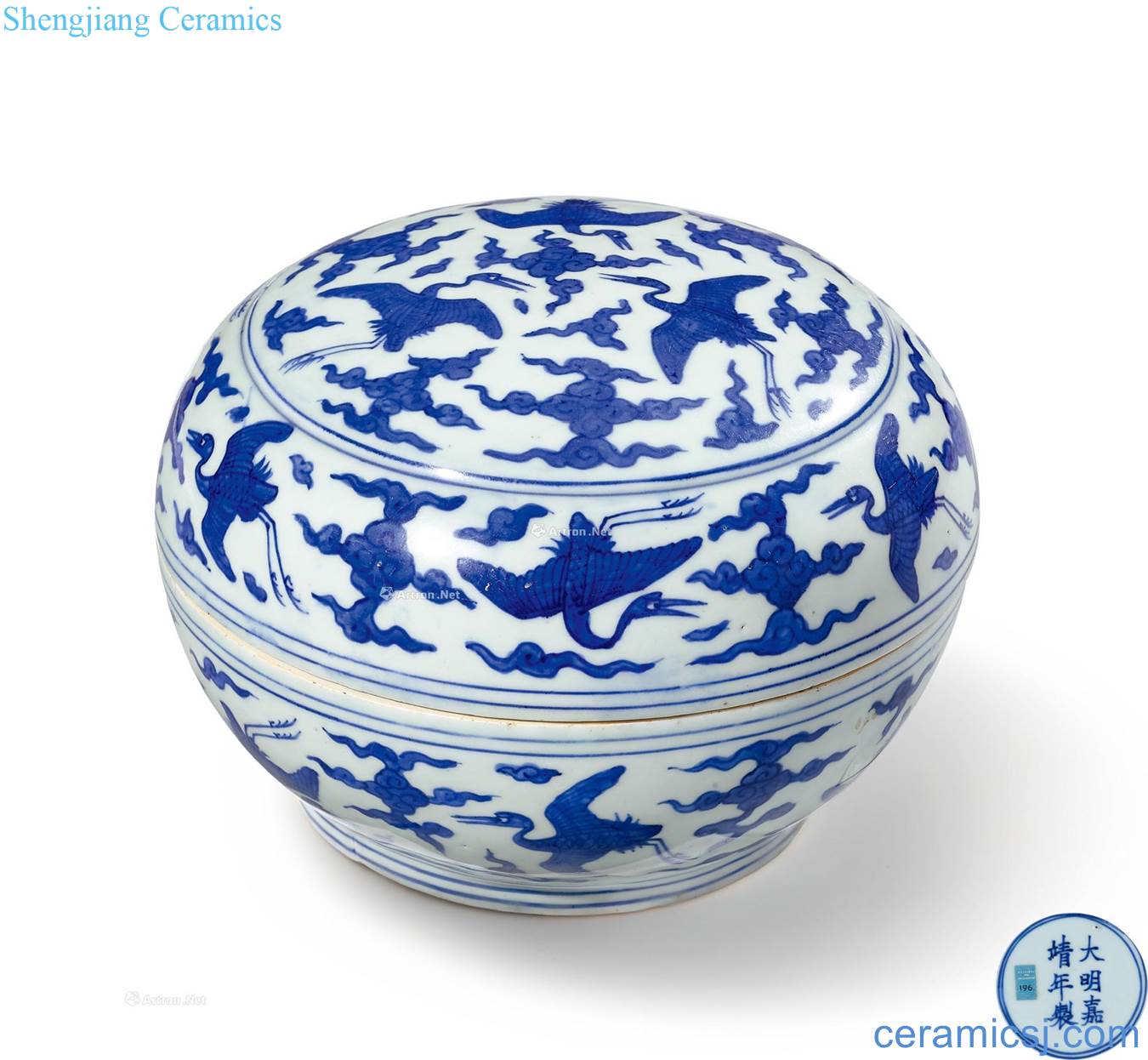 Ming jiajing Blue and white James t. c. na was published grain dome box