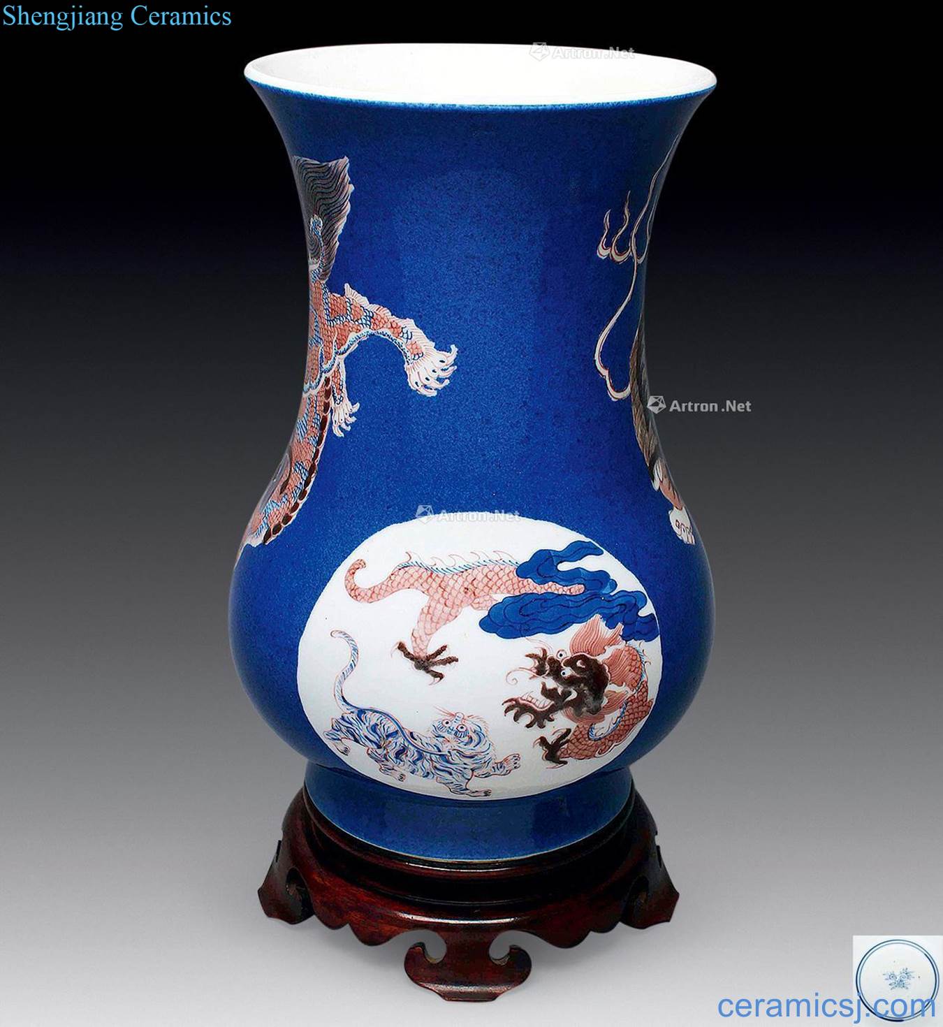 Qing dynasty blue-and-white youligong blue window benevolent grain bottle