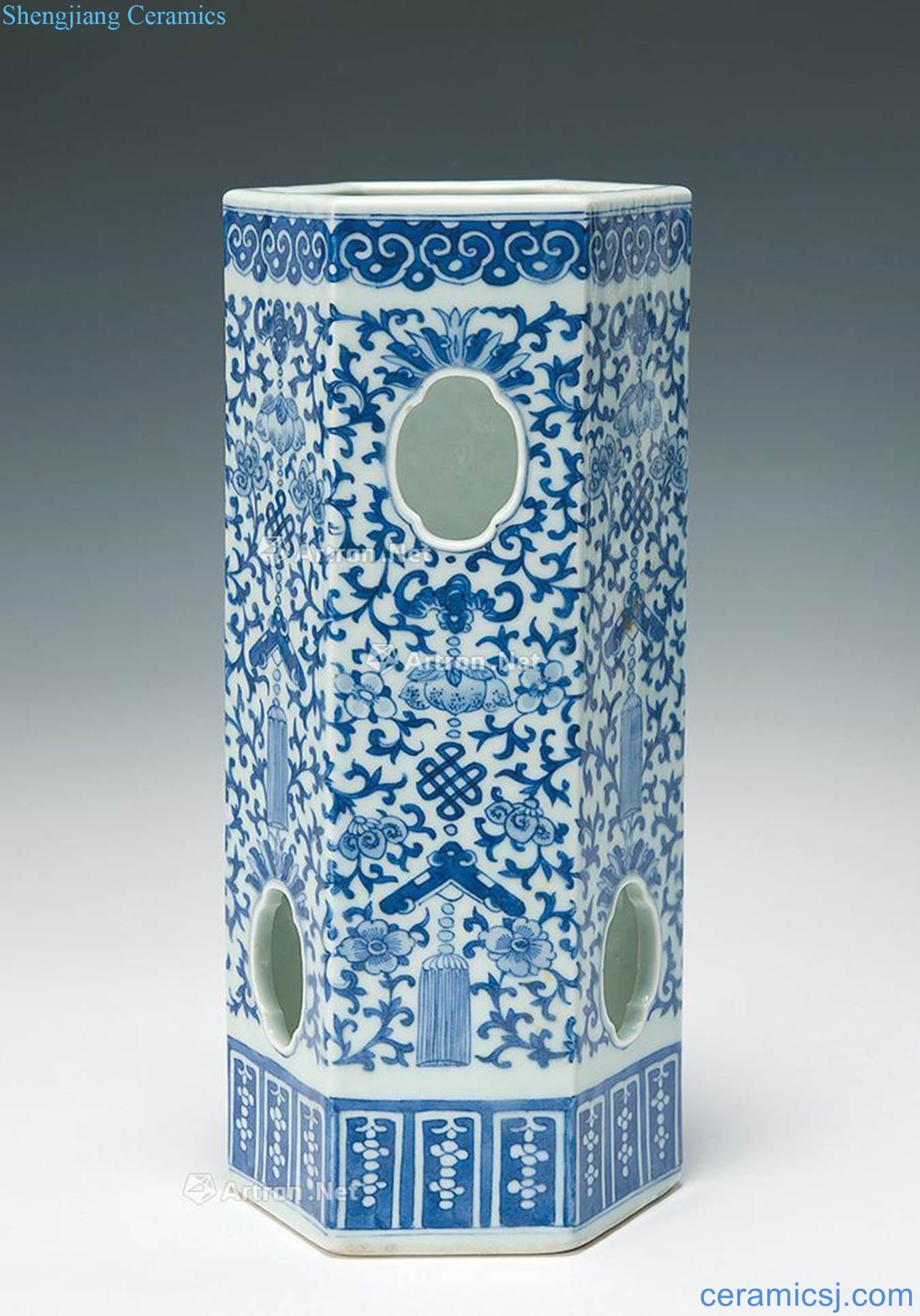 In the 19th century Blue and white eight auspicious pattern cap tube