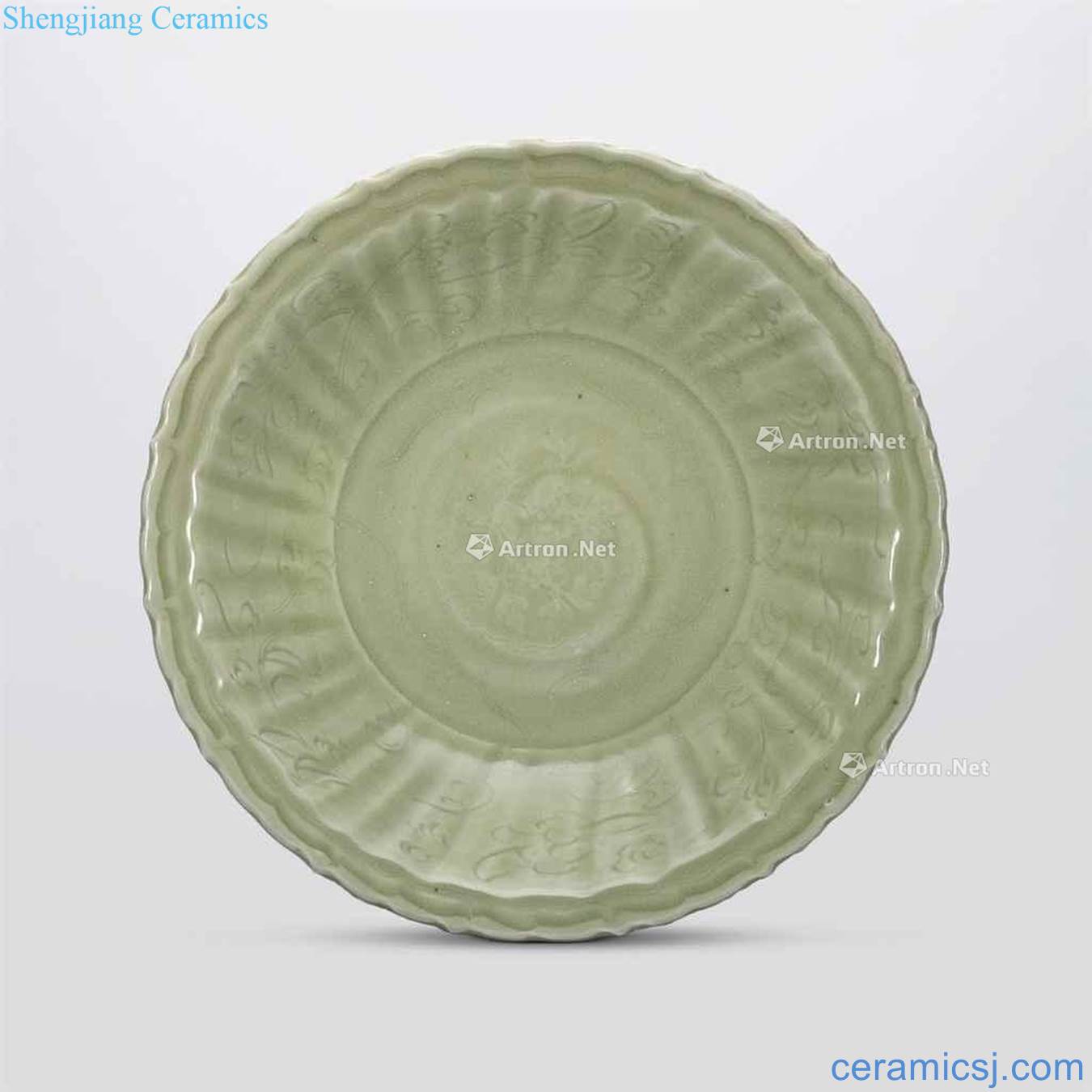 Ming in the 15th century Longquan green glazed carved flowers wen ling fancy the market
