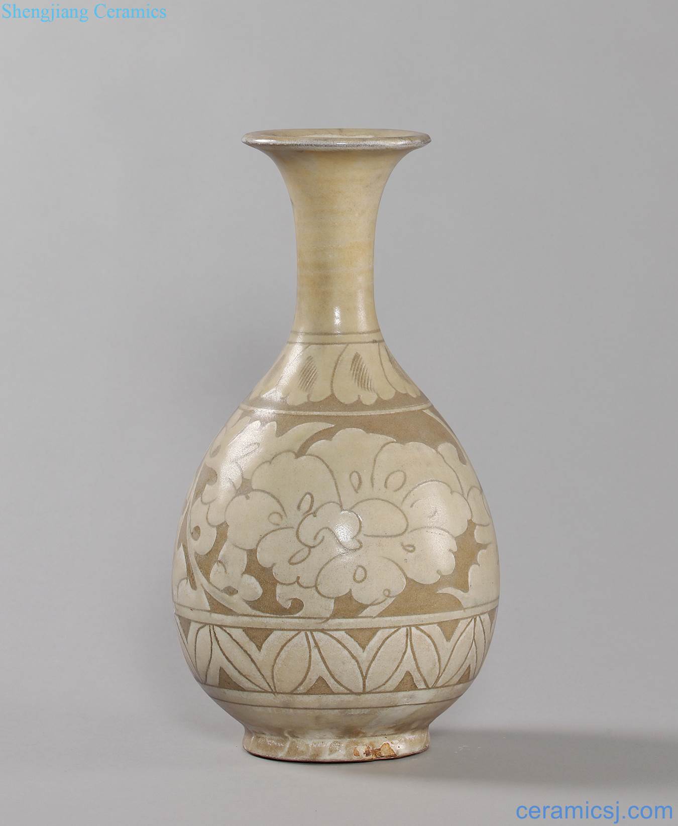 gold White glazed carved flowers okho spring bottle