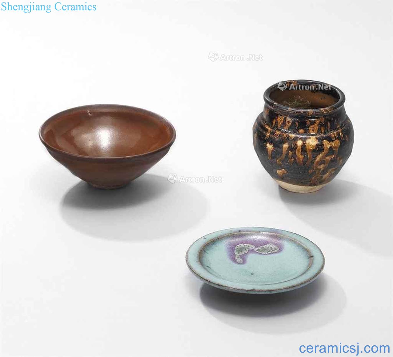 The song dynasty Blue glaze masterpieces purple small dish Ji states hawksbill glaze canister and persimmon 盌