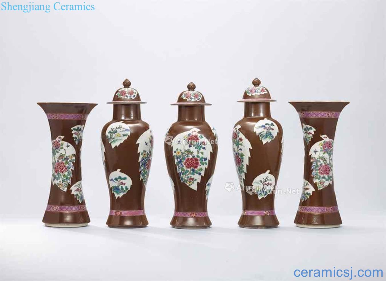 Qing dynasty in the 18th century in zijin powder enamel leaf shape medallion landscape grain bottle vase with flowers (a set of five pieces)