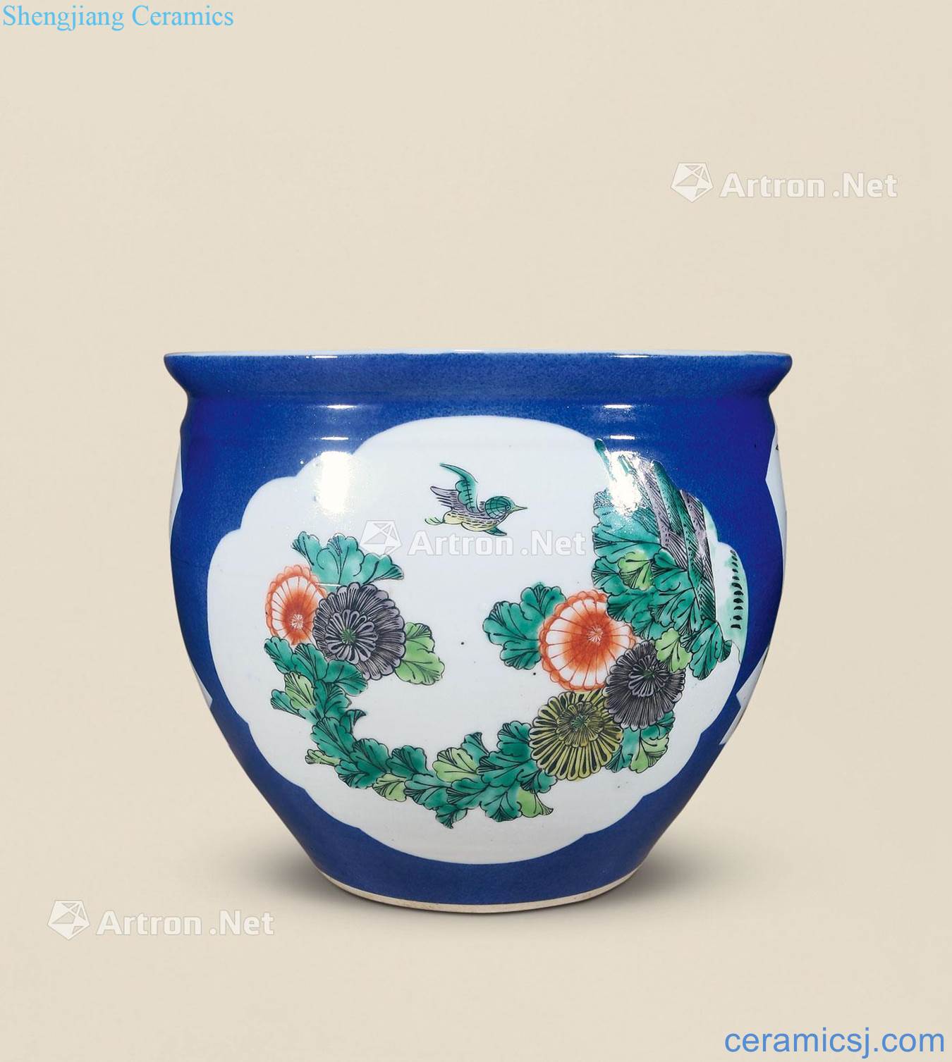 Qing guangxu With blue medallion colorful flowers and birds lines cylinder