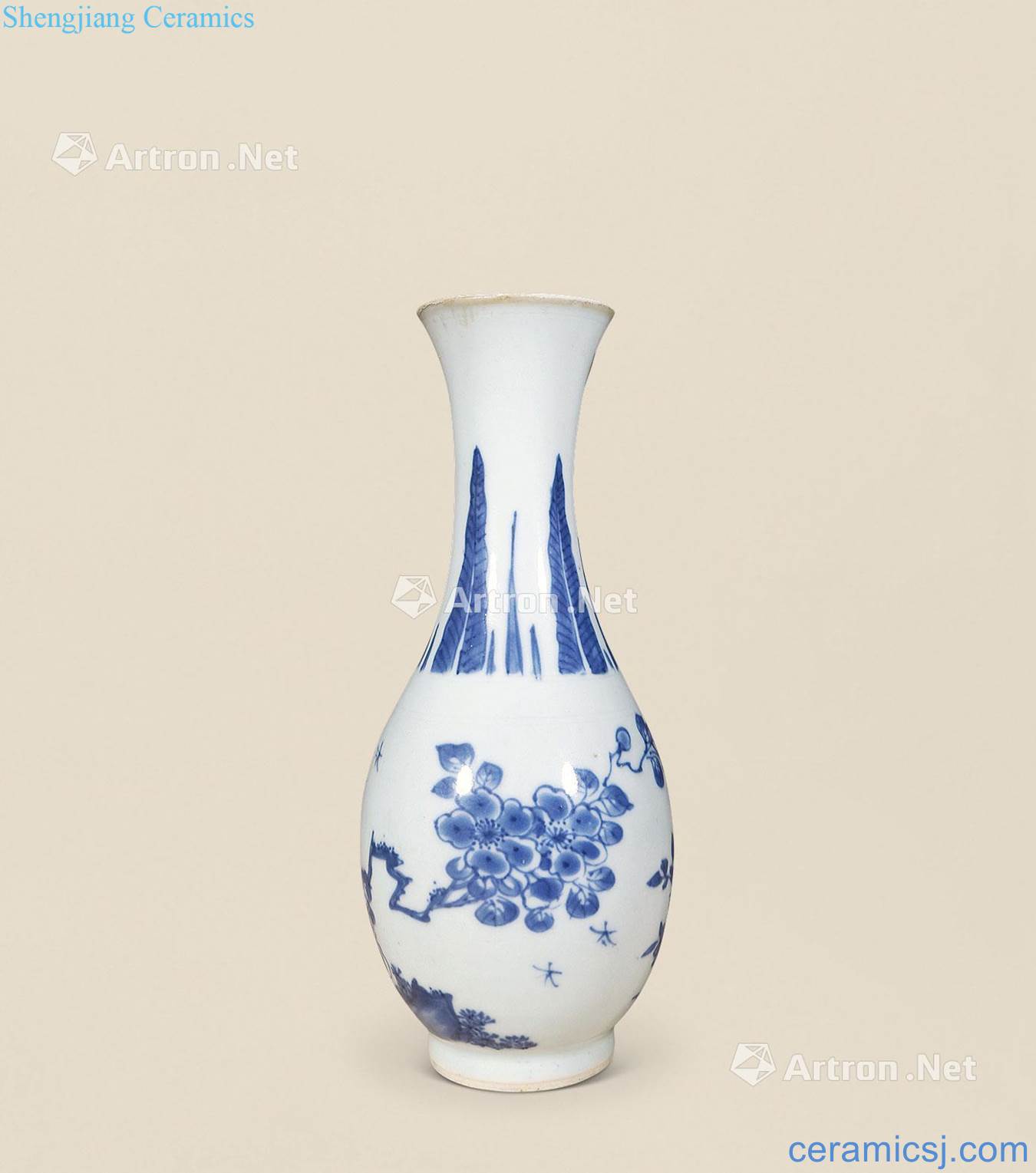 The qing emperor kangxi Figure bottles of blue and white flowers and birds