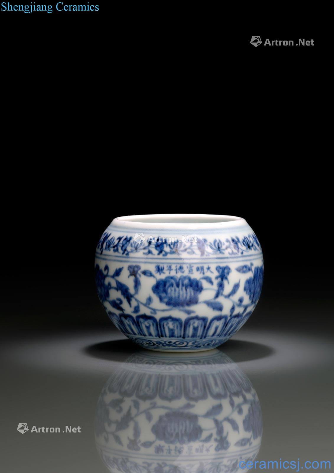 Ming xuande Turn rare court under glaze blue and white flower grain water fill