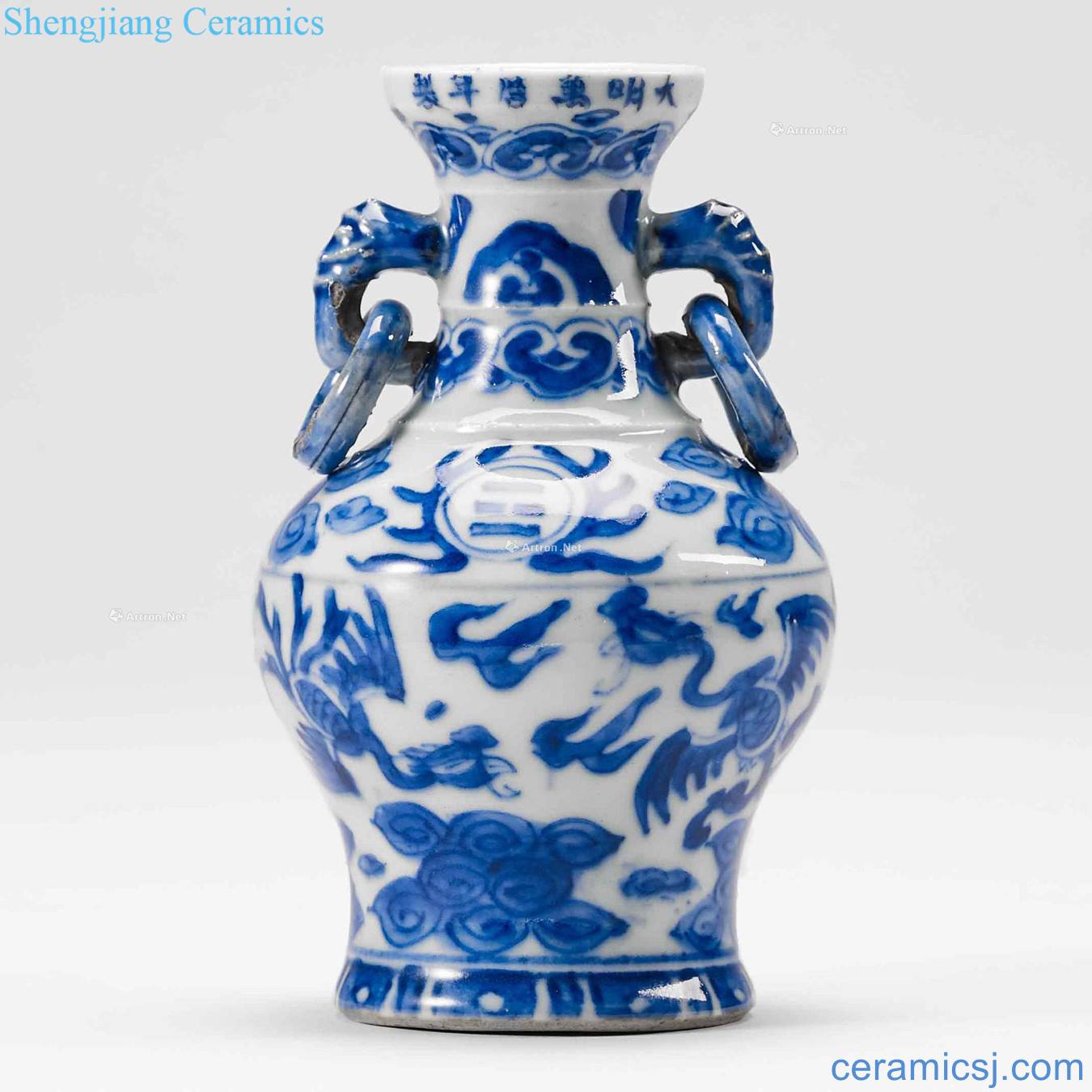 Ming wanli Blue and white double loop phoenix grain bottle