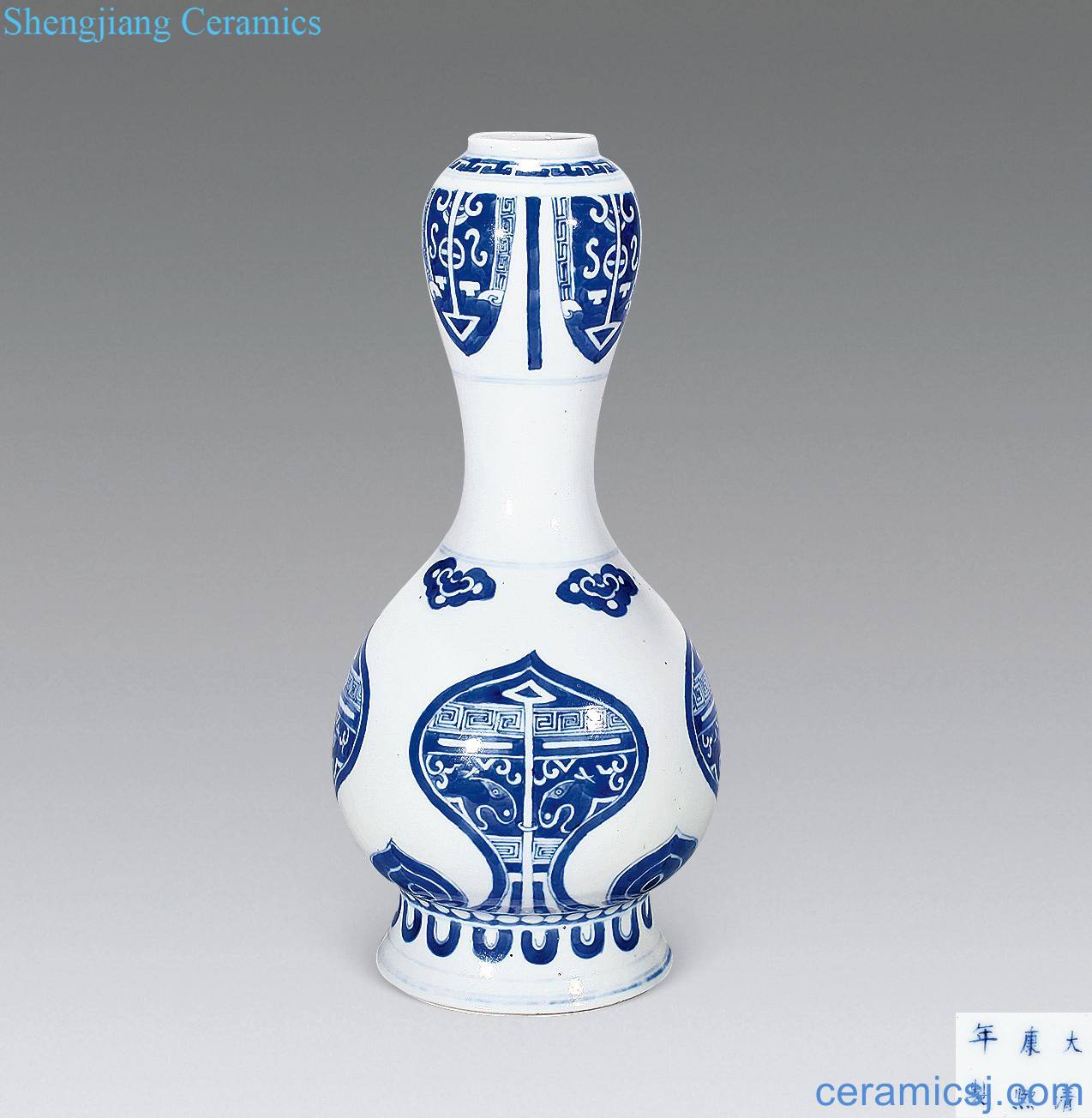 Qing guangxu Blue and white beast grain bottle of garlic