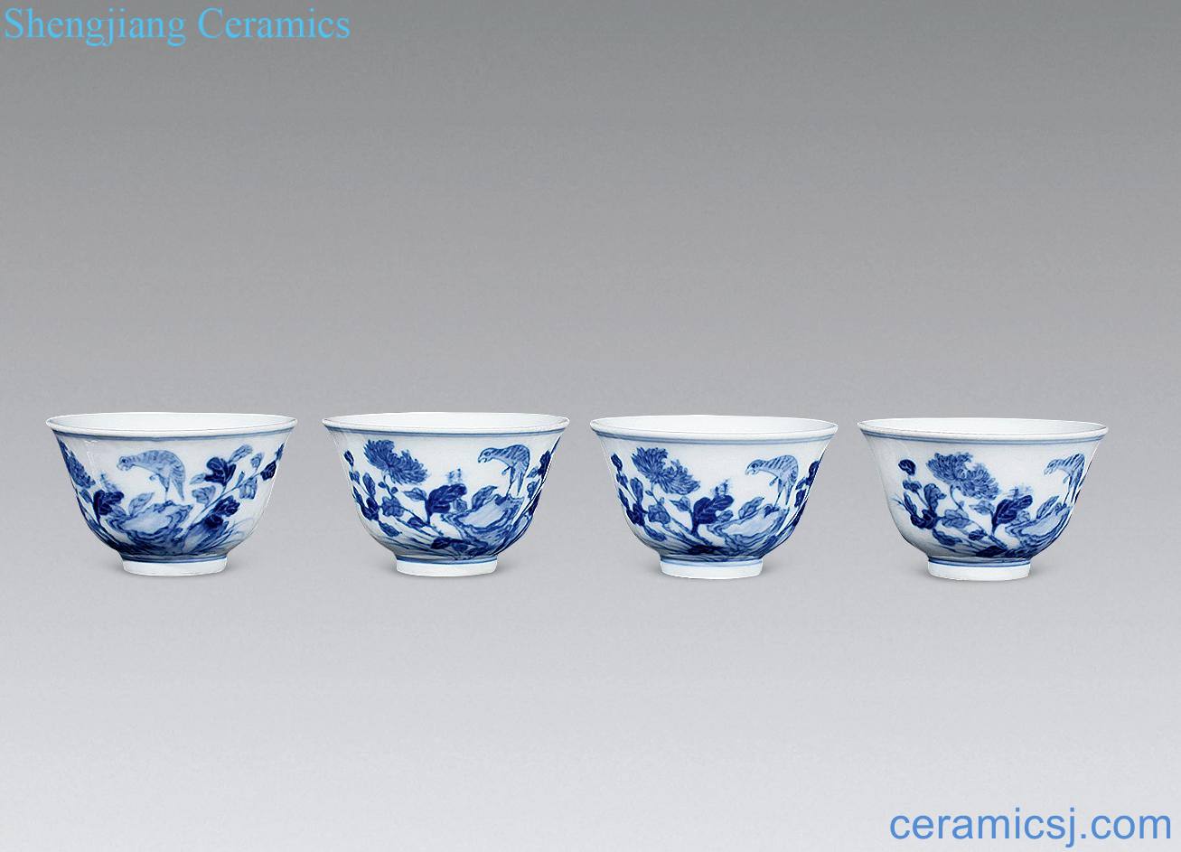 Qing guangxu Blue and white flower cup (4)