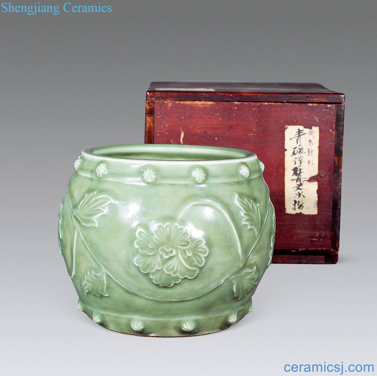 Ming Longquan celadon printed cans