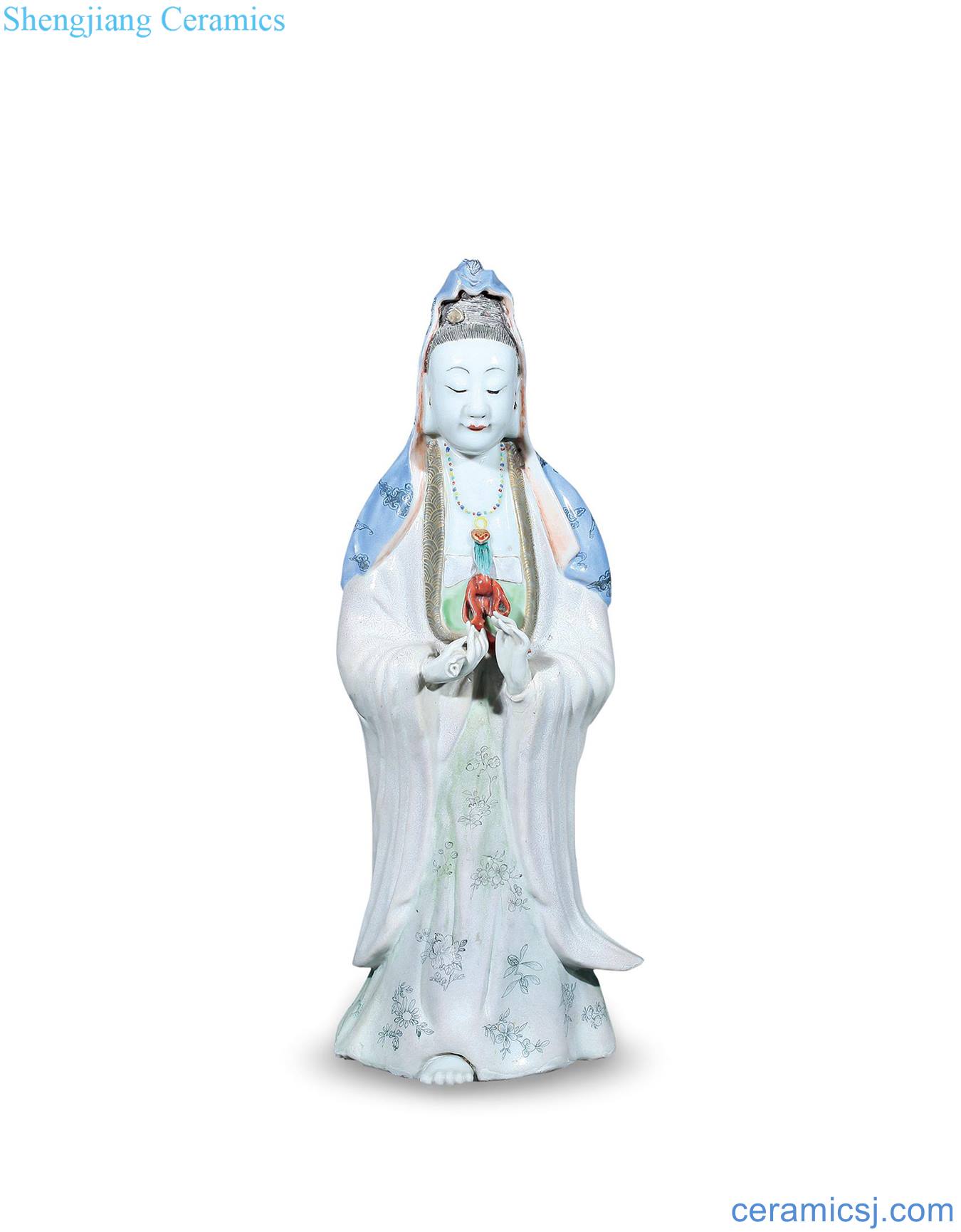 Qing qianlong pastel guanyin stands resemble