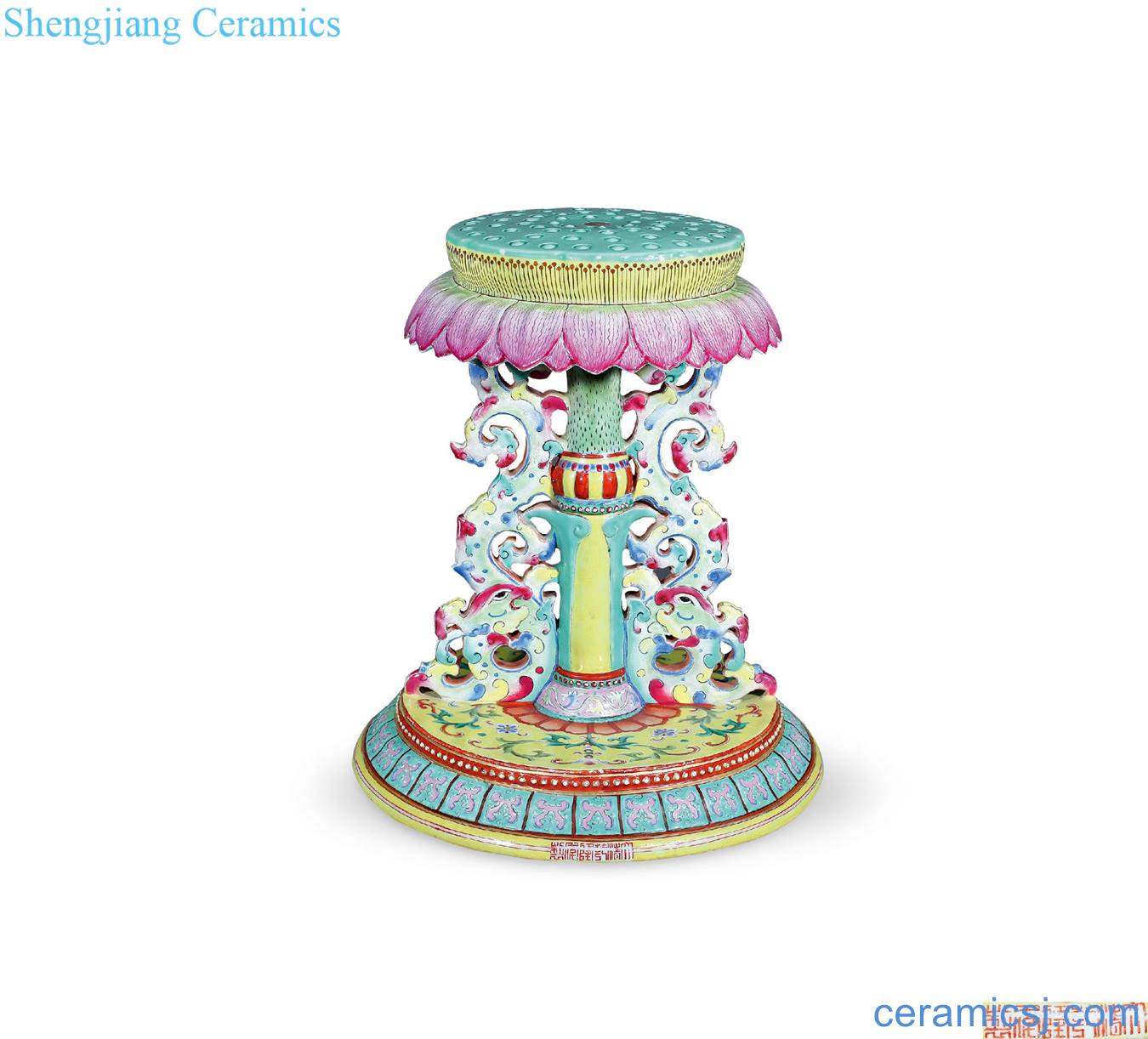 Qing qianlong pastel lotus candle