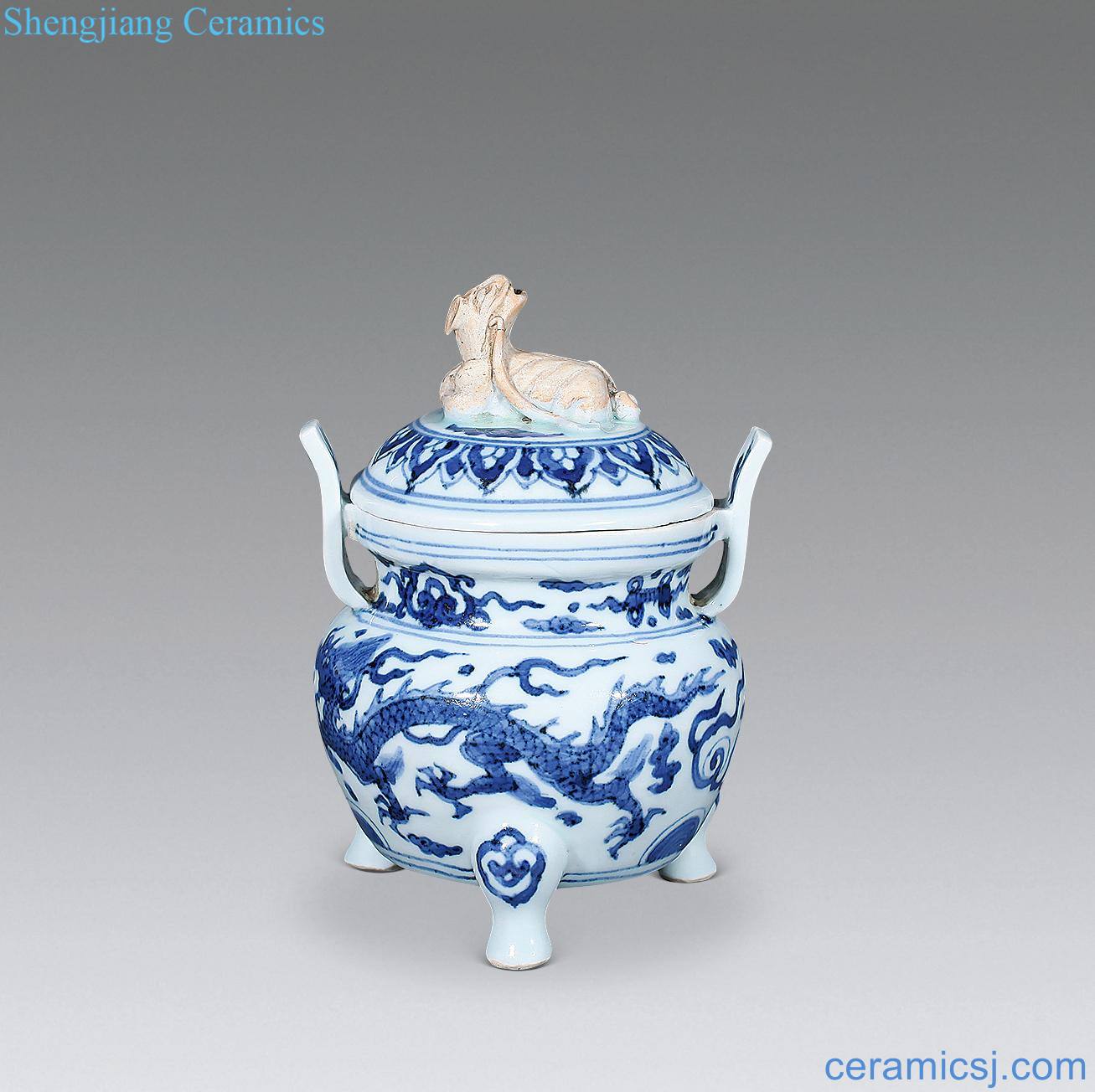 Ming Blue and white dragon ears furnace