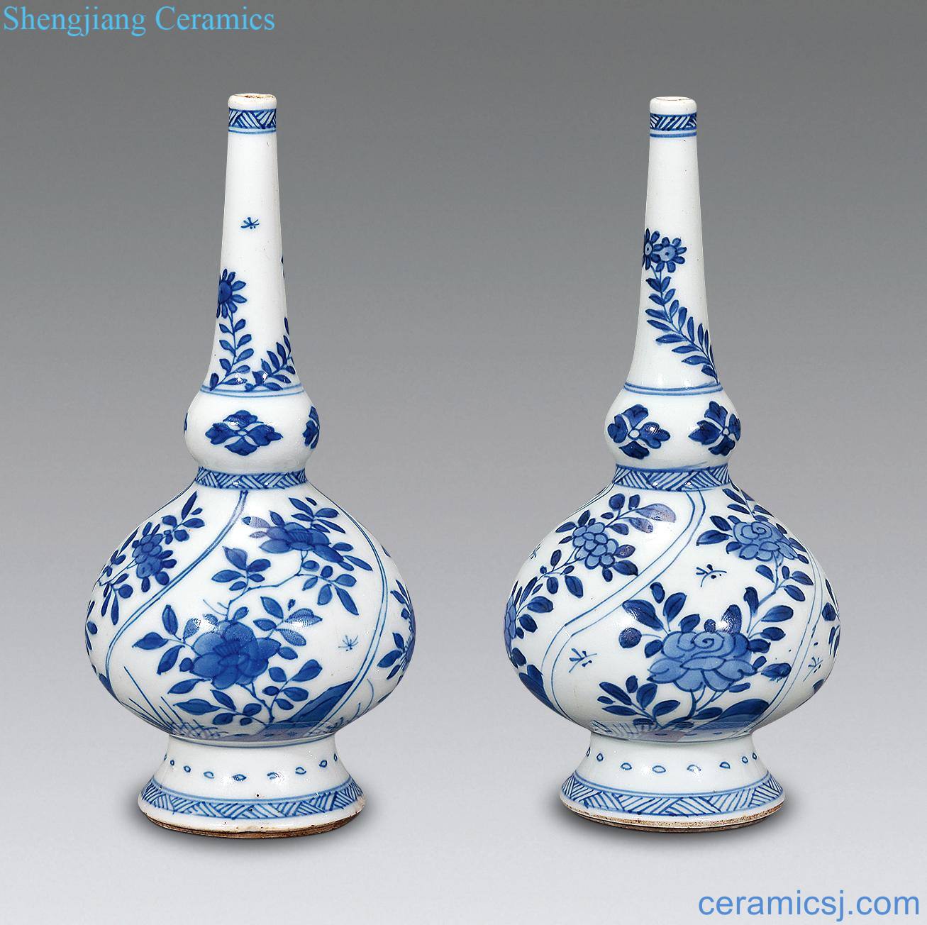 The qing emperor kangxi Blue and white flowers lines taper bottle (a)