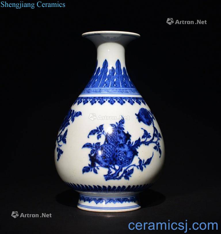 The Qing Dynasty A BLUE AND WHITE YUHUCHUNPING