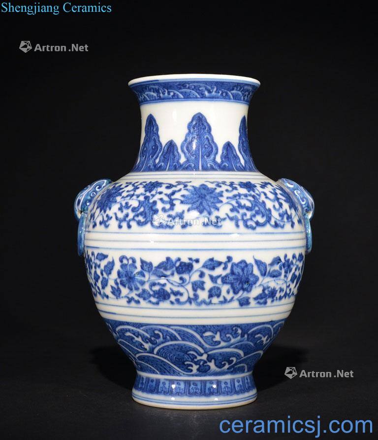 The Qing Dynasty A BLUE AND WHITE JAR