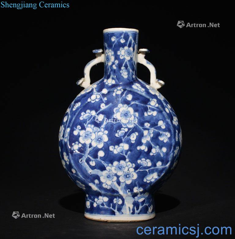 The Qing Dynasty A BLUE AND WHITE MOONFLASK