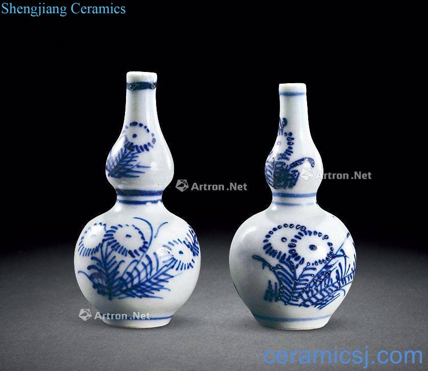 The qing emperor kangxi Blue and white gourd small bottle (2)