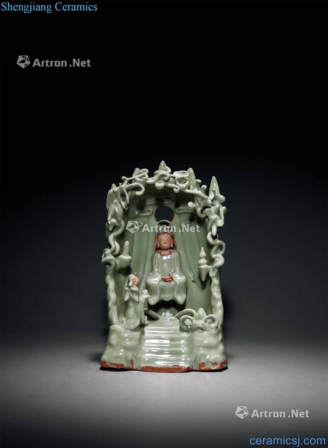 Yuan, Ming Longquan celadon niches