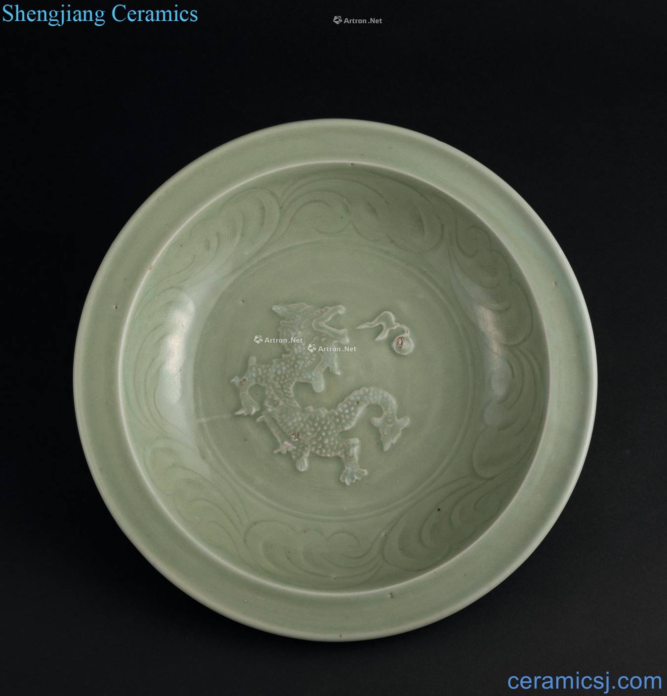 yuan Longquan celadon stamps dragon carved plate