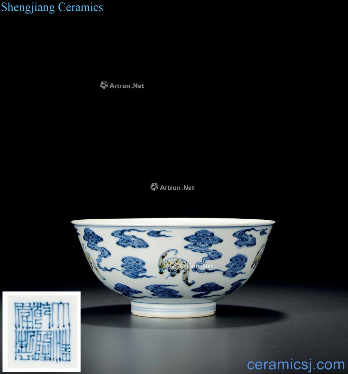 Qing qing qianlong year with blue and white youligong hongyun bats grain big bowl