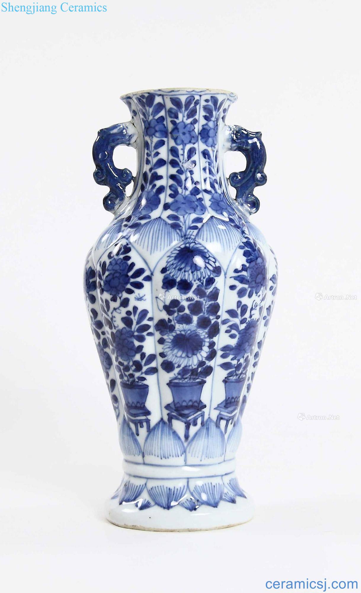 The qing emperor kangxi Blue and white melon leng bottle