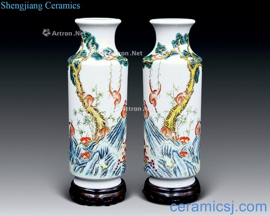 Qing qianlong pastel fairy celebration spirit bottle (a)