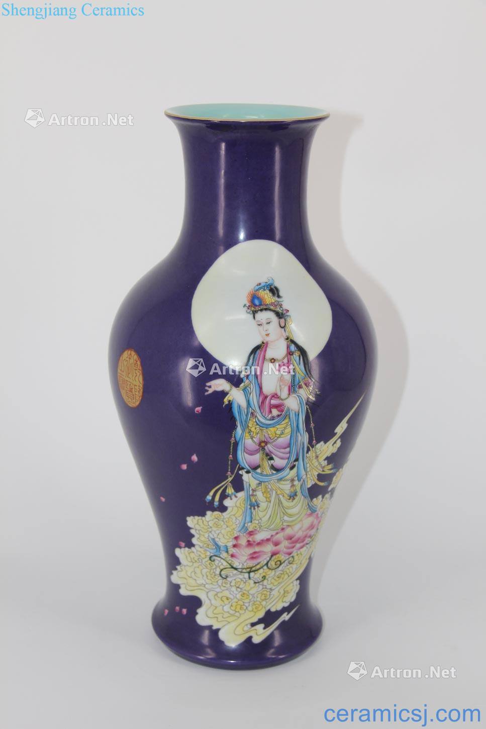 Qing qianlong Eggplant purple glaze enamel goddess of mercy bottle