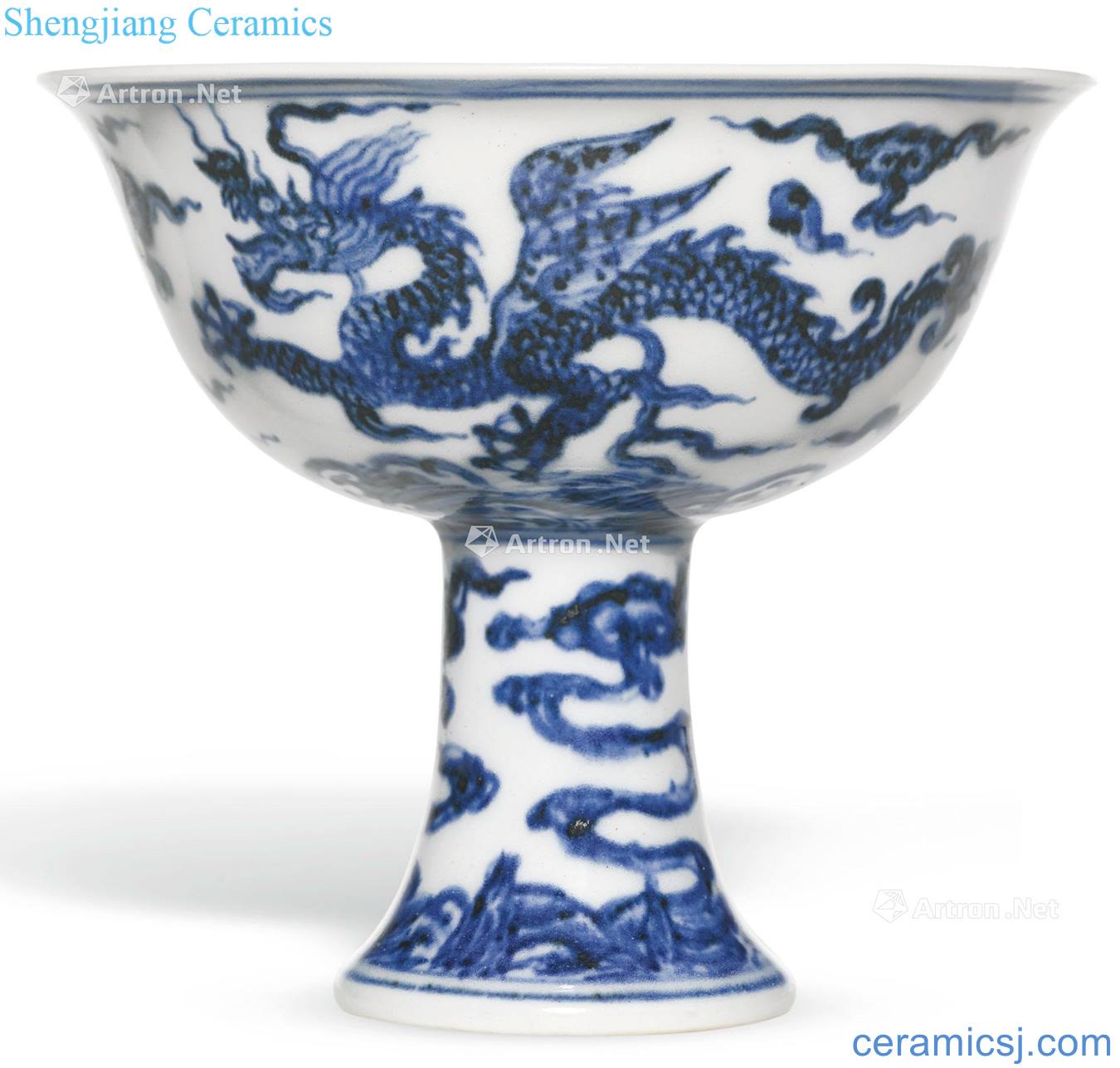 Ming xuande blue waves should be dragon footed cup