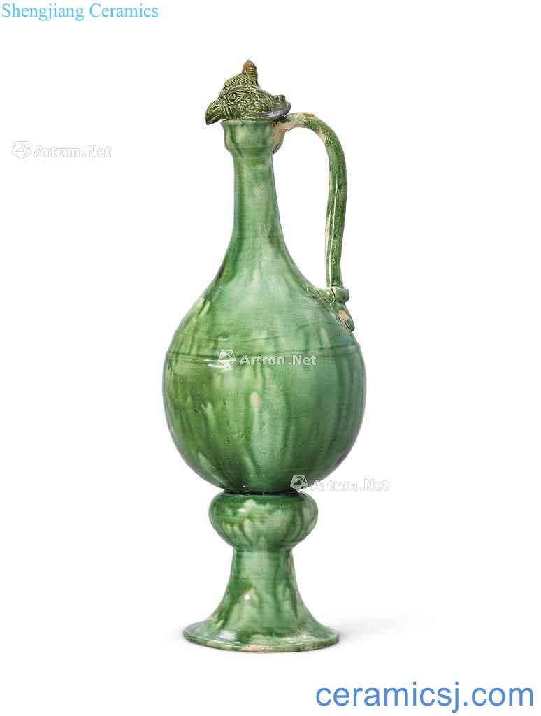 The tang dynasty Green color chicken first ewer xing kiln