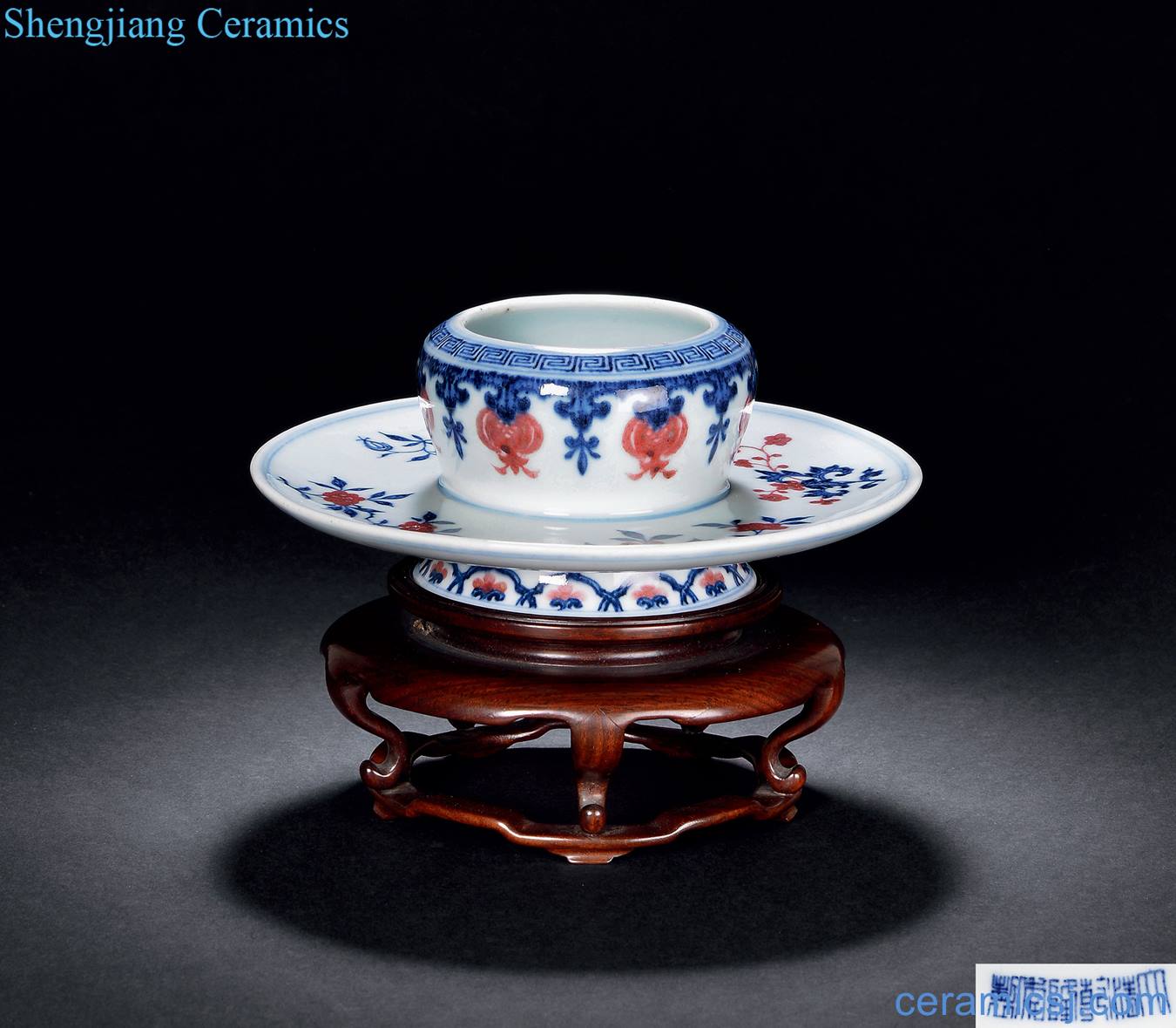Qing qianlong Blue and white youligong flower grain to light