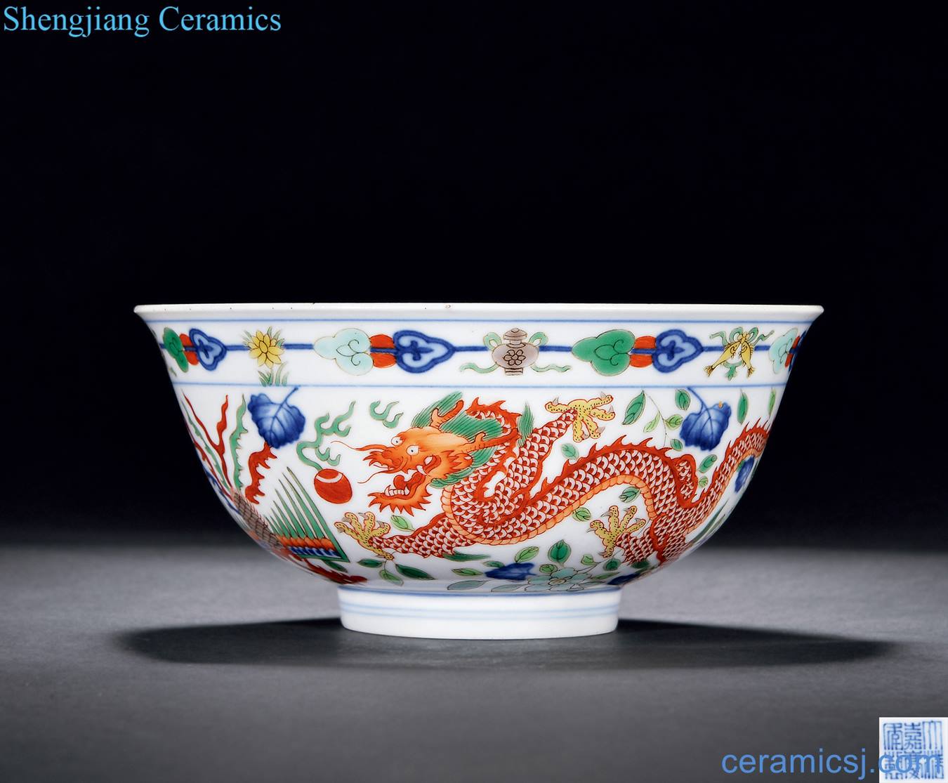 Qing jiaqing Longfeng green-splashed bowls