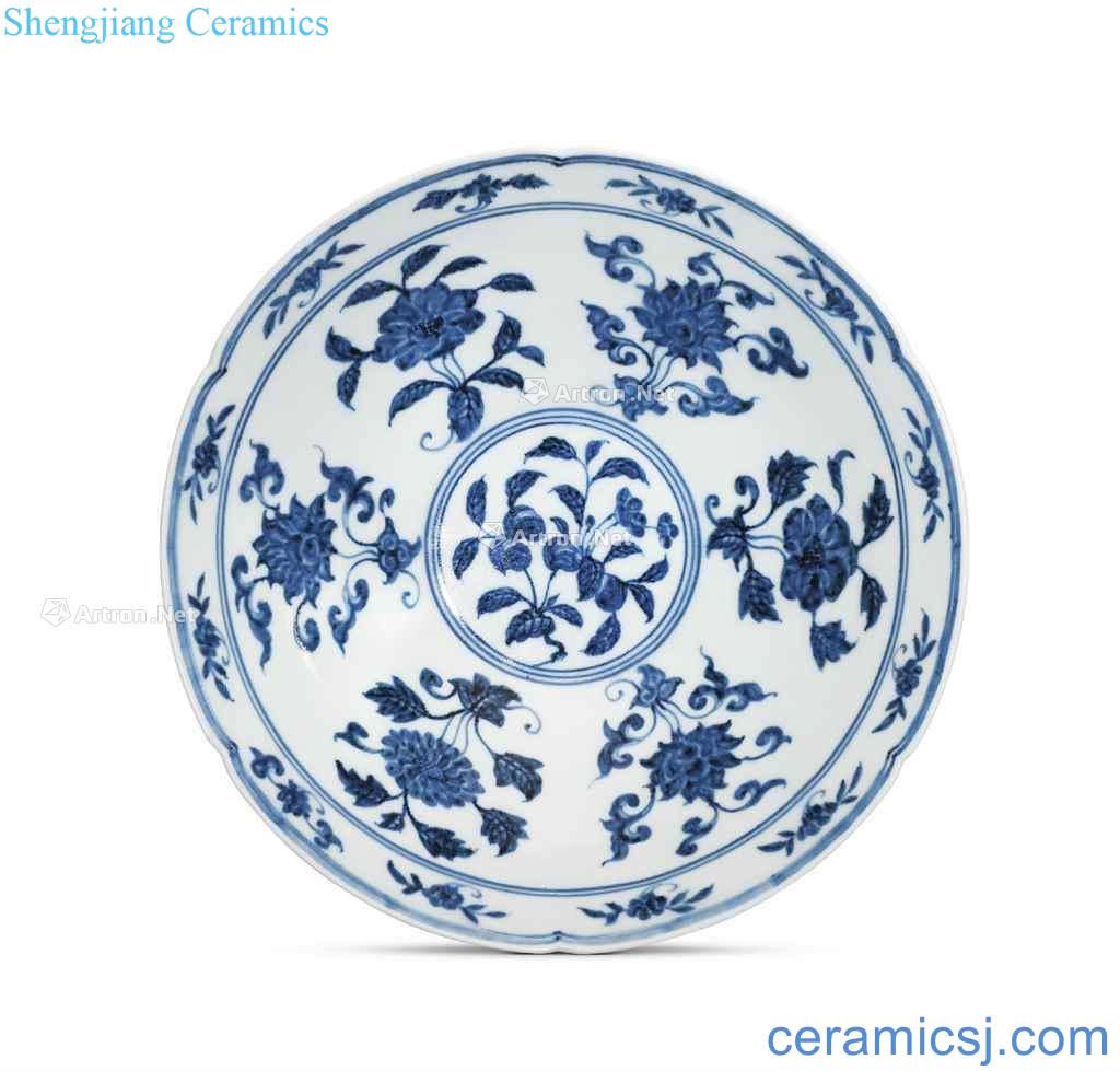 Ming xuande Blue and white flowers and grain kwai mouth 盌 fold branches