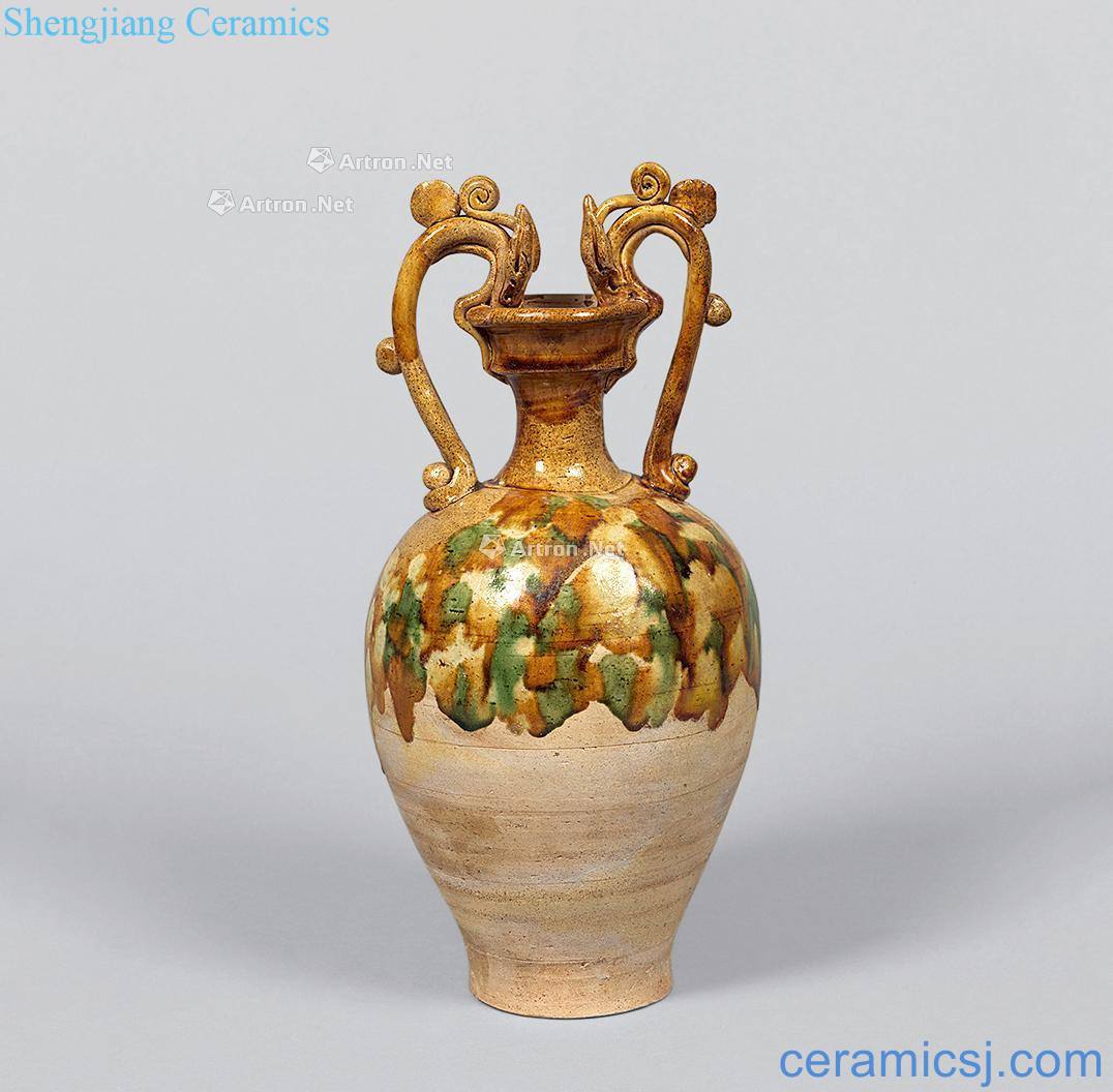 The tang dynasty Three-color ssangyong bottle