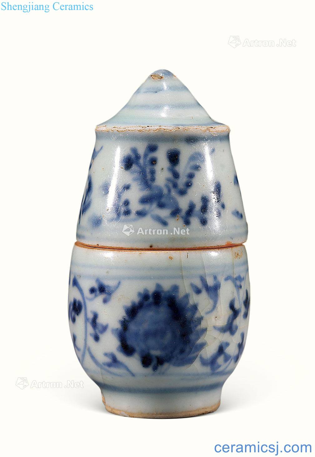 Ming hongzhi Blue and white flower grain tower tank