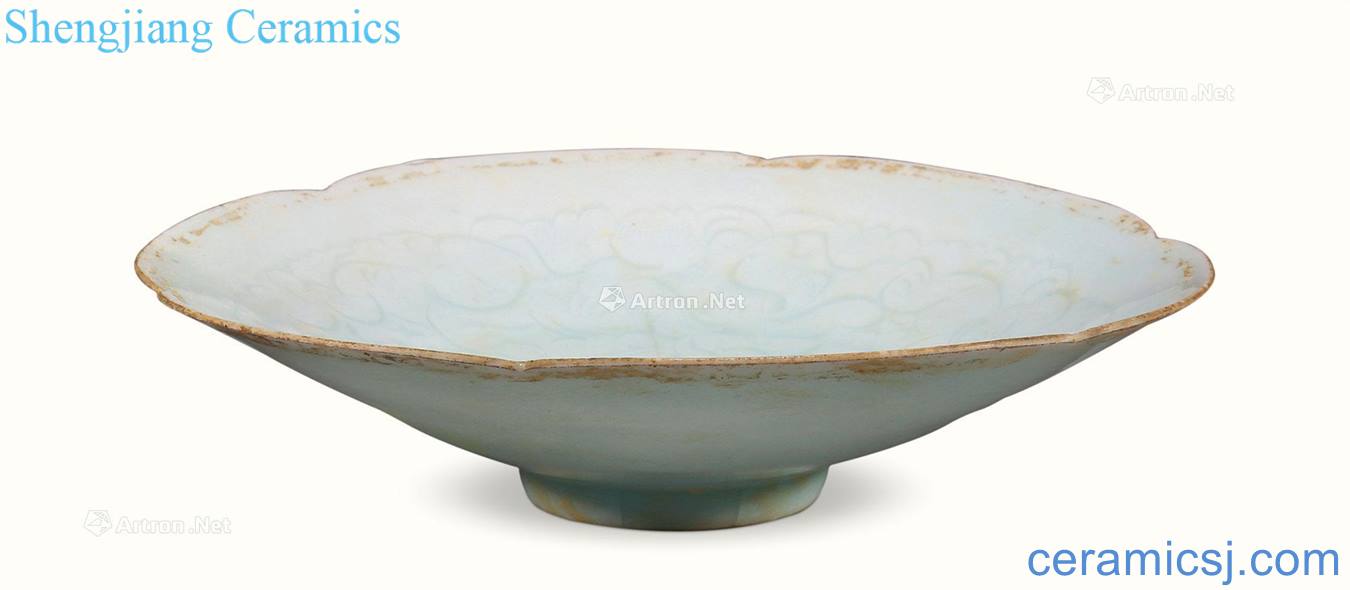 Ming or earlier Left kiln pattern bowl