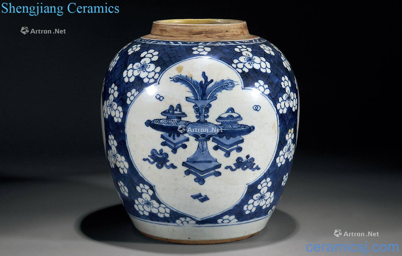 The qing emperor kangxi Mei antique blue ice tank