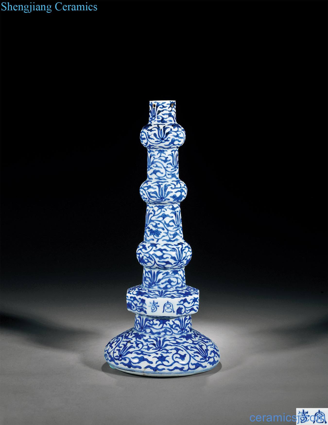 Ming jiajing Blue and white lotus flower peach lines tower type phenomena of Taoism