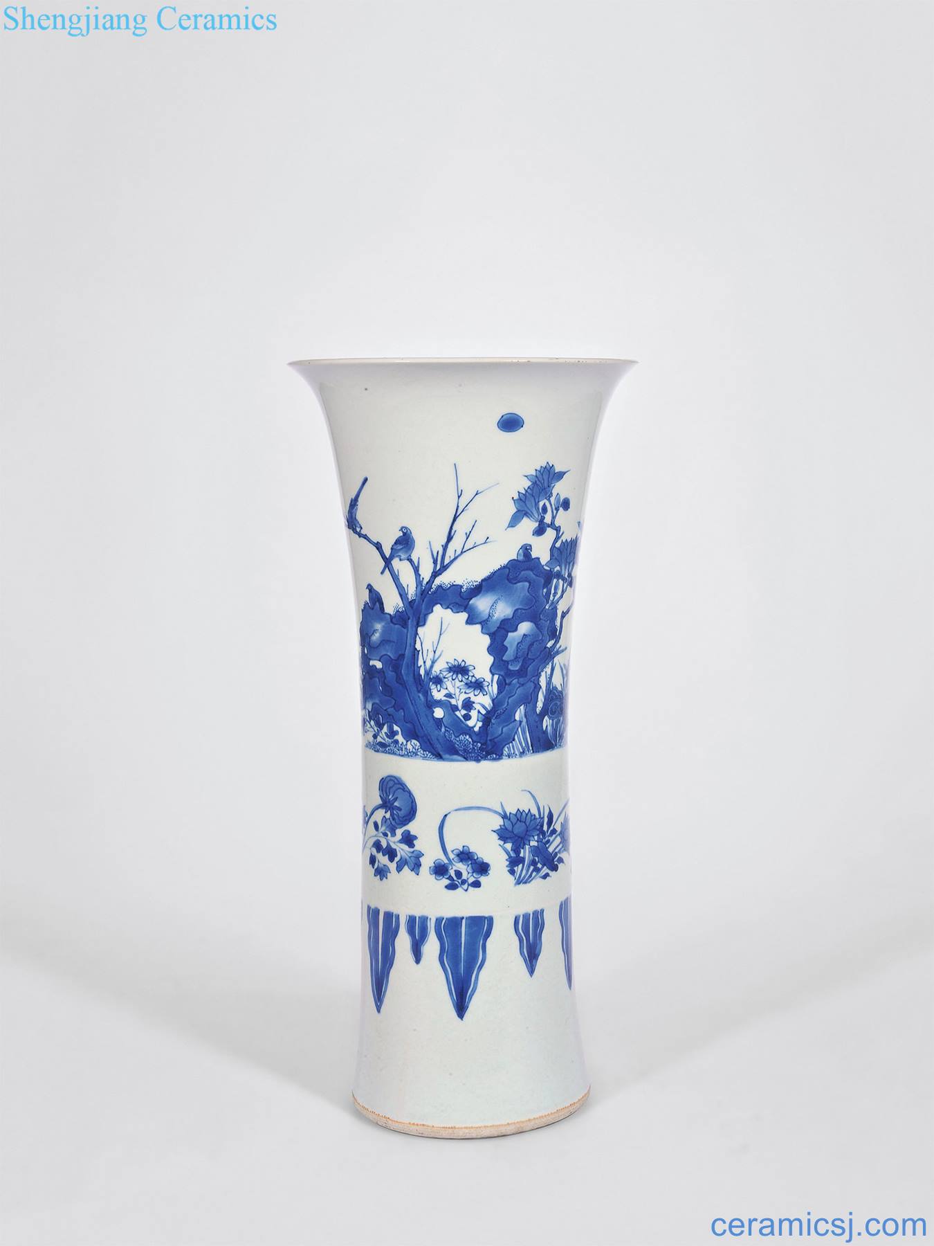 Qing shunzhi Blue and white flower vase with ChunYan diagram
