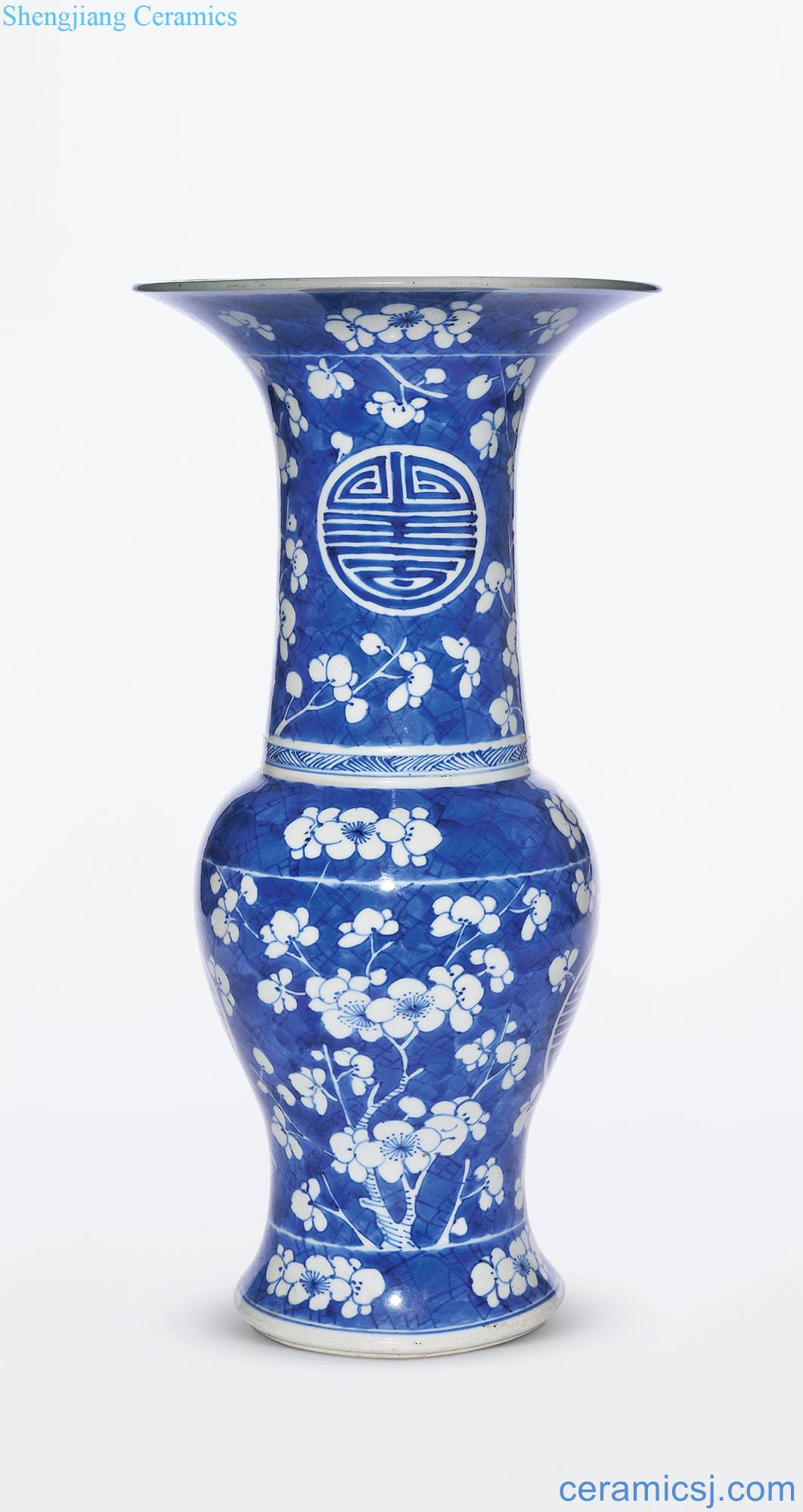 The qing emperor kangxi Blue and white ice mei group long-lived word ombre honour