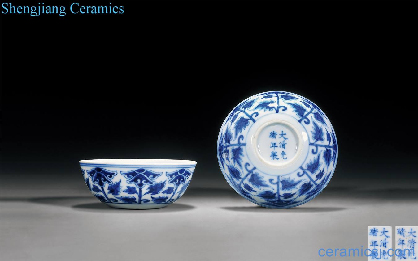 Qing guangxu Blue fold branch lotus lines lie fa cup (a)