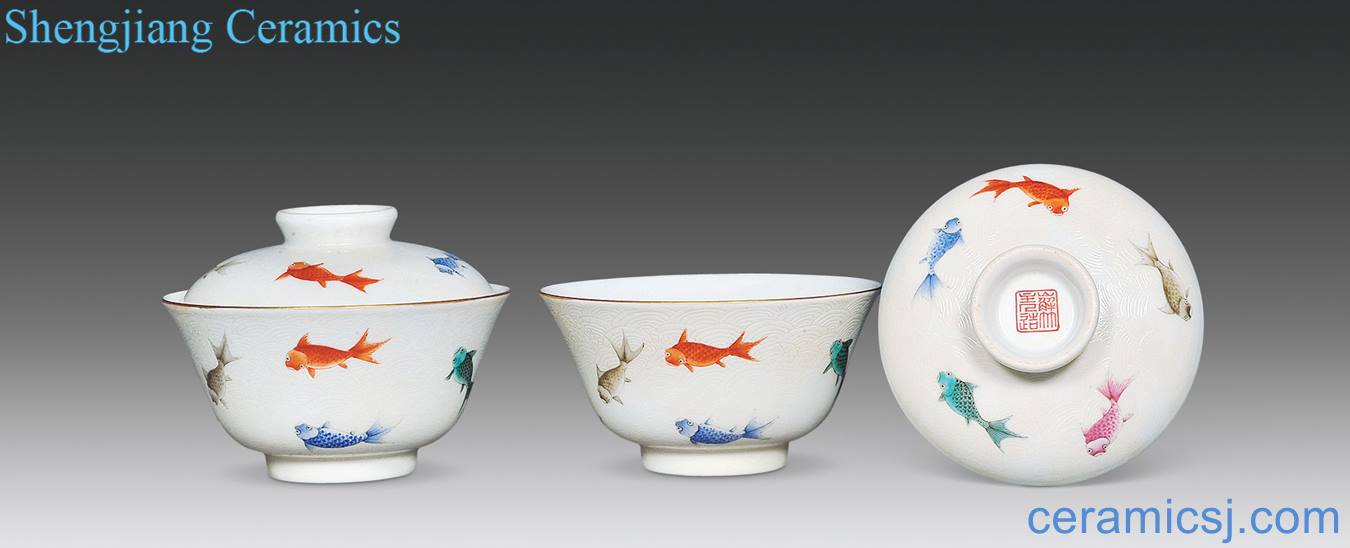 Pure rolling powder enamel fish grain tureen (a pair)