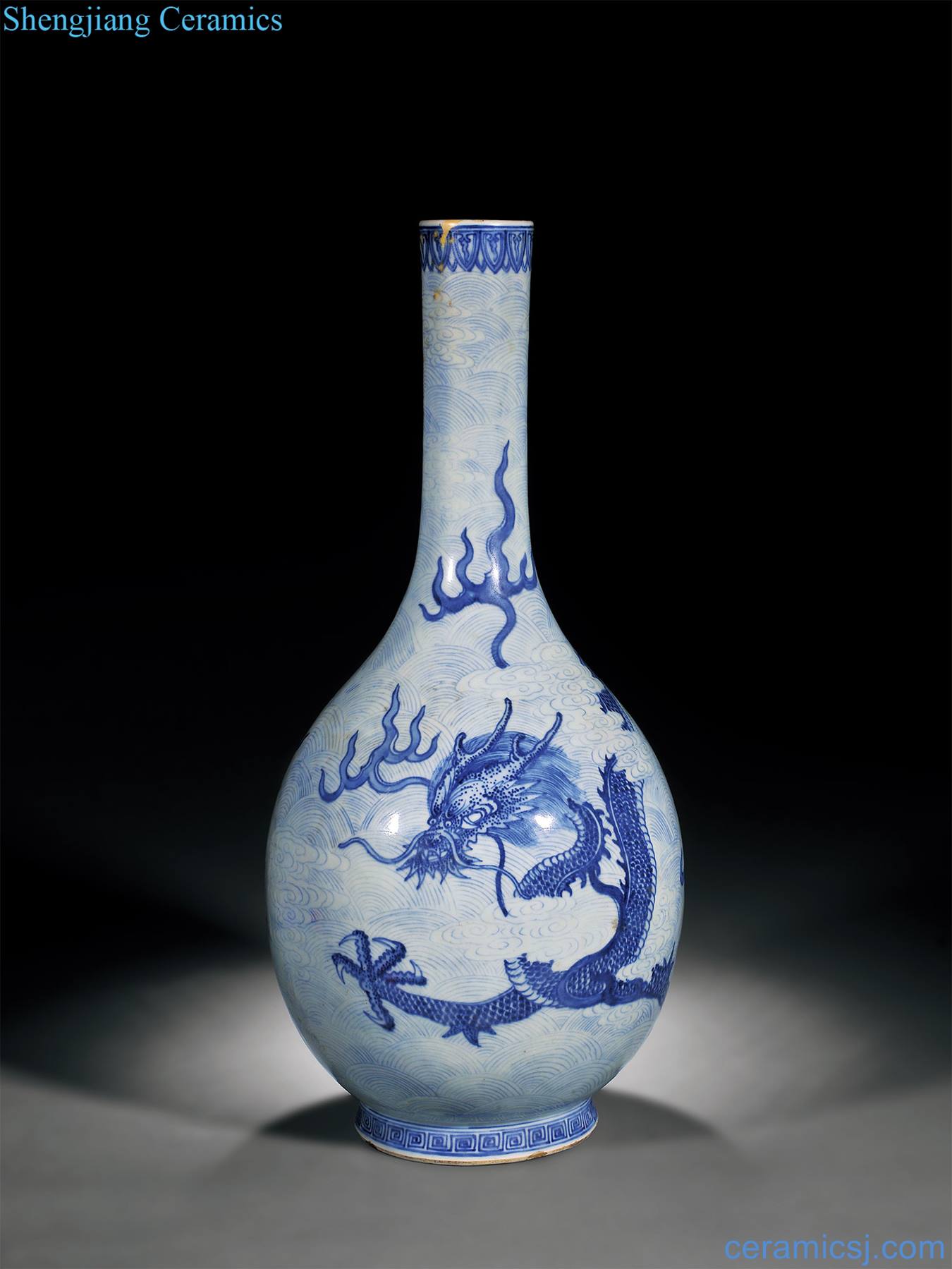 Qing qianlong Blue and white YunLongWen large taper bottle