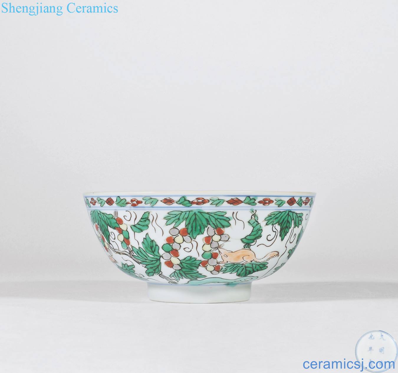 The qing emperor kangxi squirrel grape grain bowl