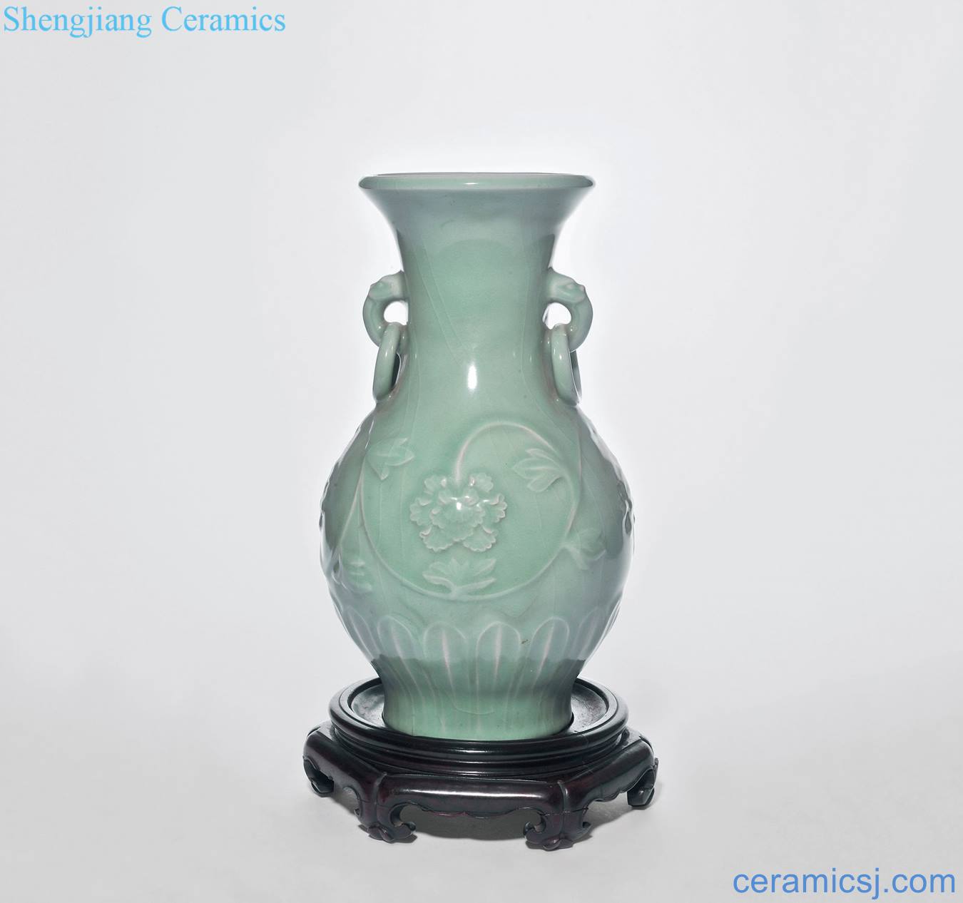 yuan Longquan celadon green glaze stamps peony grains beast ear bit ring