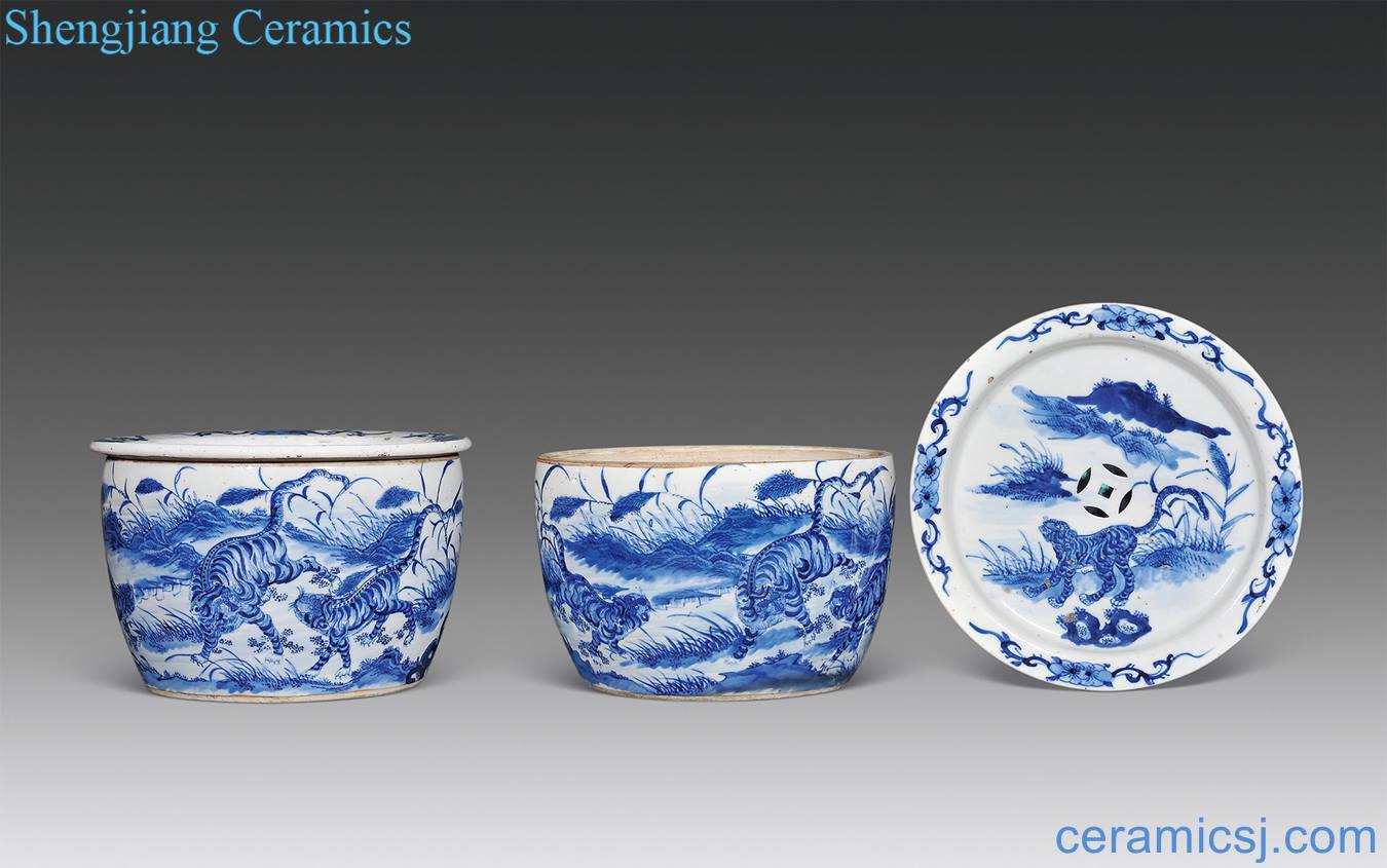 In late qing dynasty Blue and white two tigers strive for figure crickets arena (a)